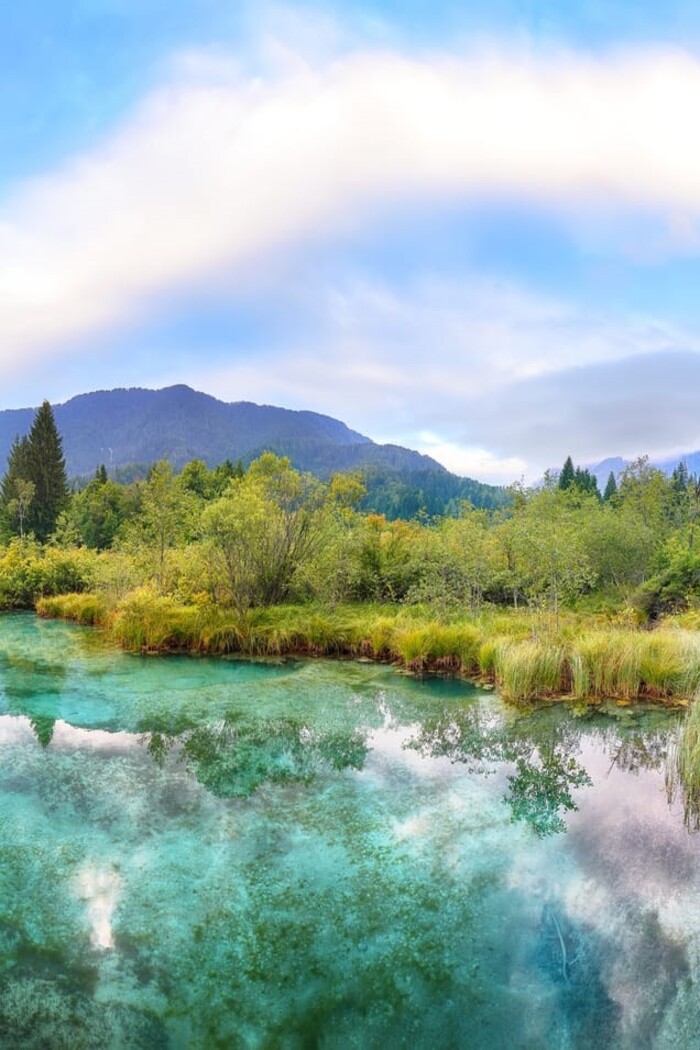 Una vista del lago blue lagoon